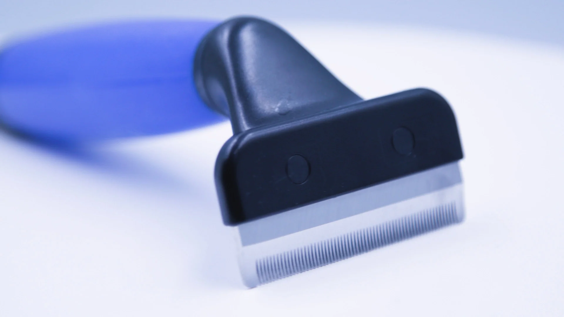 Brosse sous-poils Wahl pour élimination des poils morts